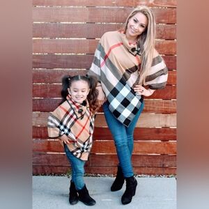 Mommy & Me Matching BROWN Plaid Ponchos Mother Daughter Christmas Gift SET